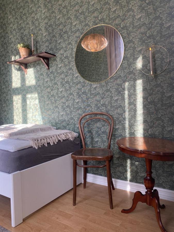Klostergardens Vandrarhem Varnhem Kültér fotó