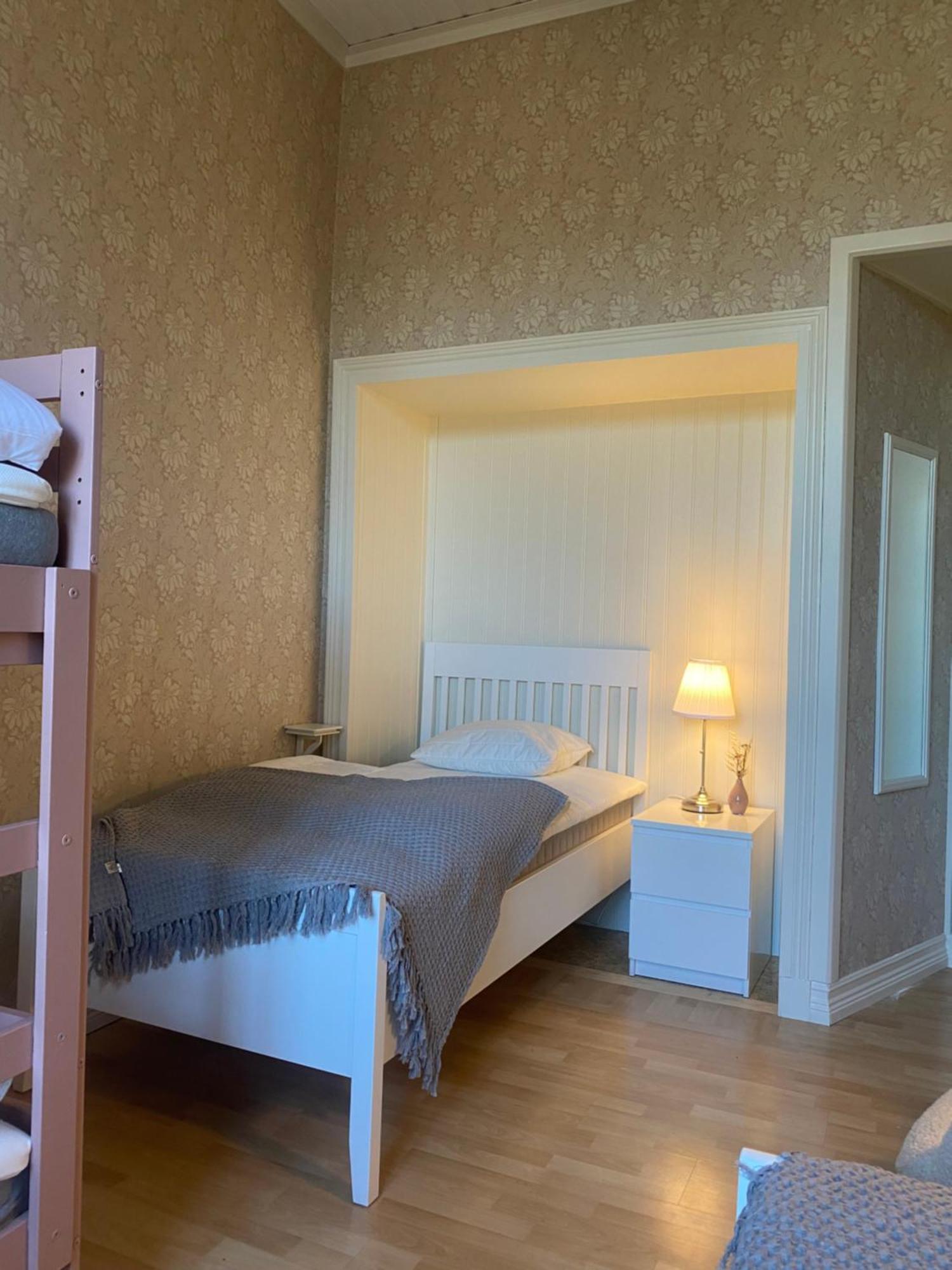 Klostergardens Vandrarhem Varnhem Kültér fotó